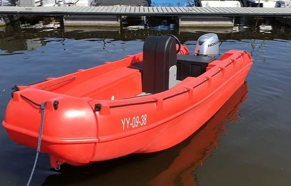 Łódź ratownicza WHALY 455 R